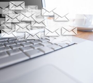 messages floating laptop 1134 307