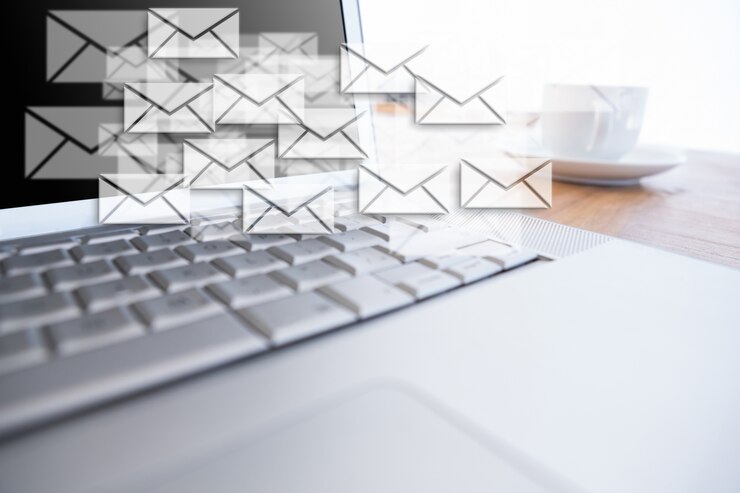 messages floating laptop 1134 307